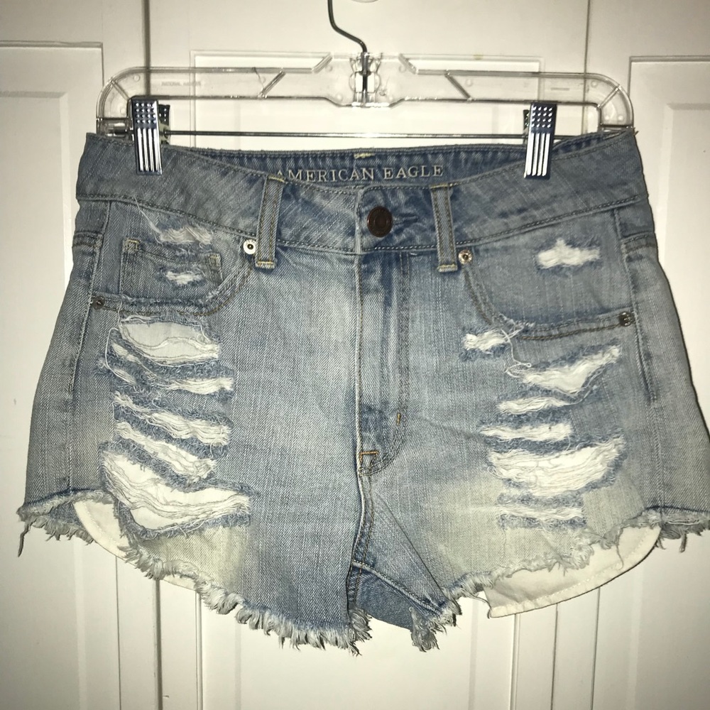 American Eagle Denim Shorts in Size 6